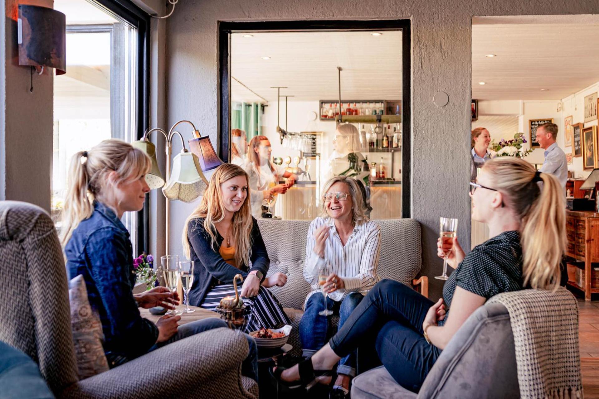 Hotell Mossbylund Abbekas ภายนอก รูปภาพ